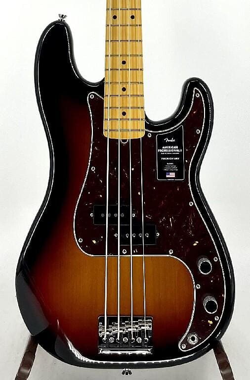 Басс гитара Fender American Professional II P Bass Maple Fingerboard Sunburst Serial#:US23045082
Басс гитара Fender American Professional II P Bass Maple Fingerboard Sunburst Serial#:US23045082