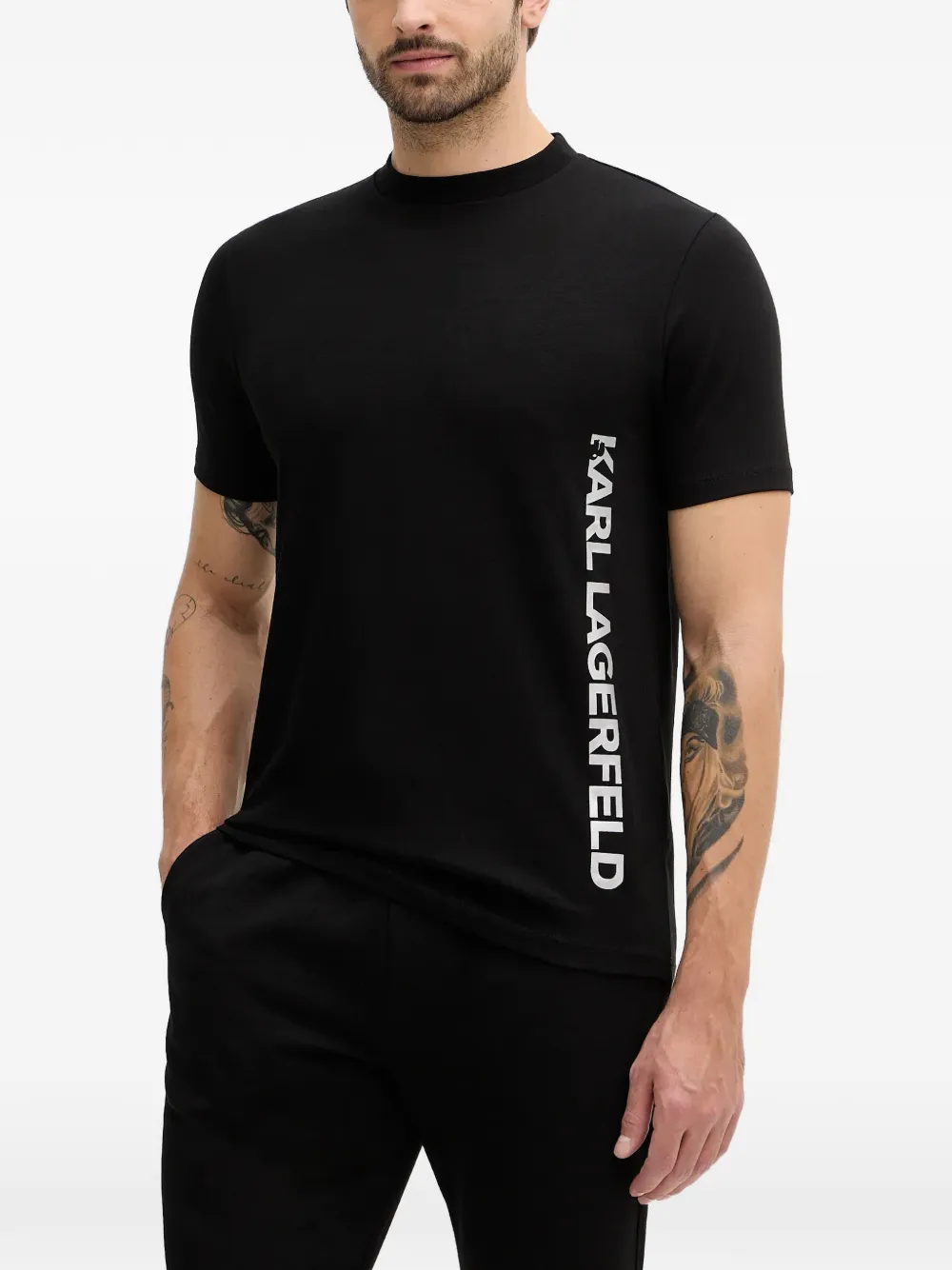 Футболка с круглым вырезом и логотипом Karl Lagerfeld, черный
Футболка с круглым вырезом и логотипом Karl Lagerfeld, черный