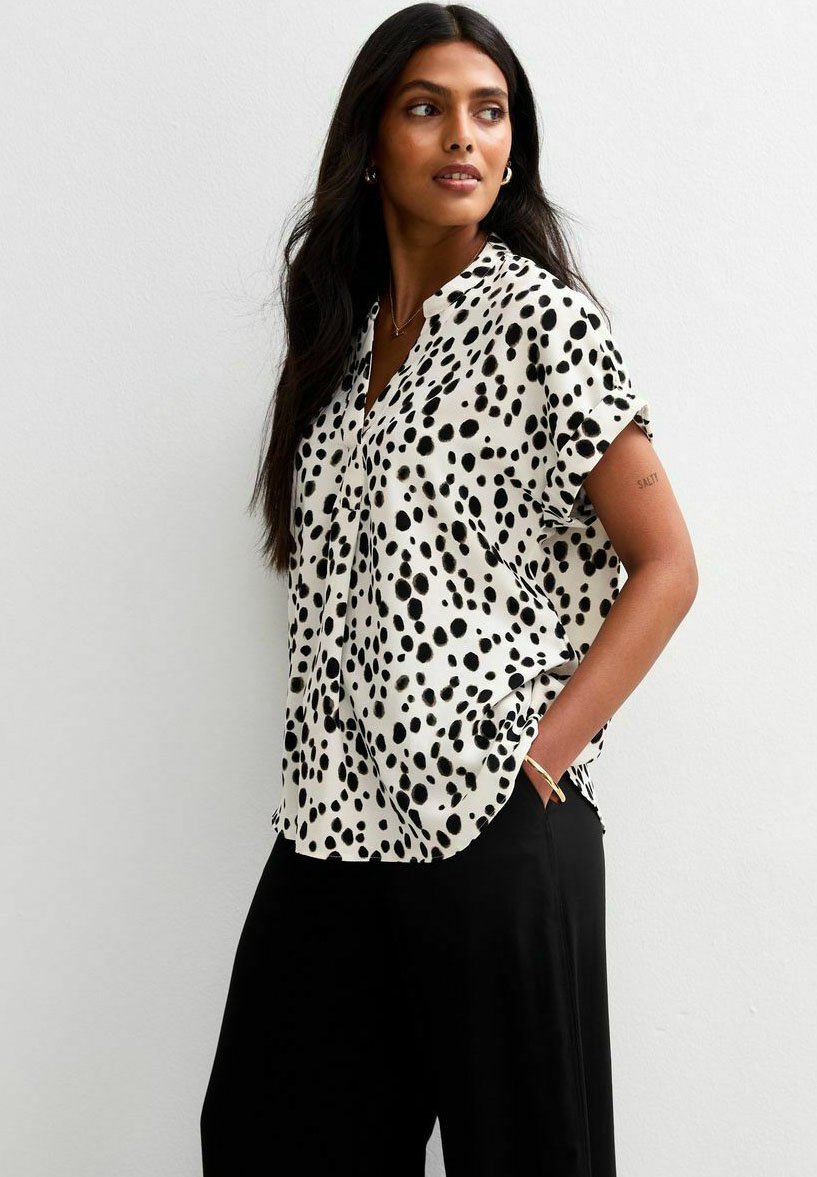 Блуза New Look DALMATIAN PRINT V-NECK, White Pattern/White
Блуза New Look DALMATIAN PRINT V-NECK, White Pattern/White