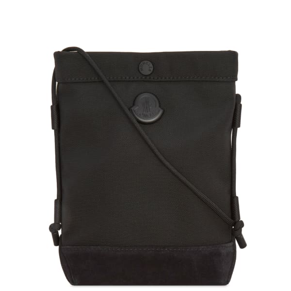 Сумка через плечо Tech Moncler, черный
Сумка через плечо Tech Moncler, черный