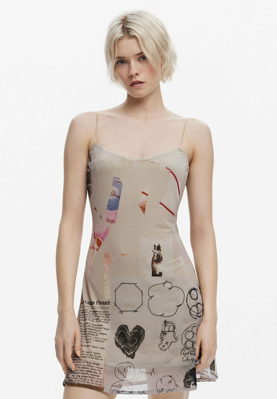 Платье Desigual COLLAGE M C LACROIX, Brown
Платье Desigual COLLAGE M C LACROIX, Brown