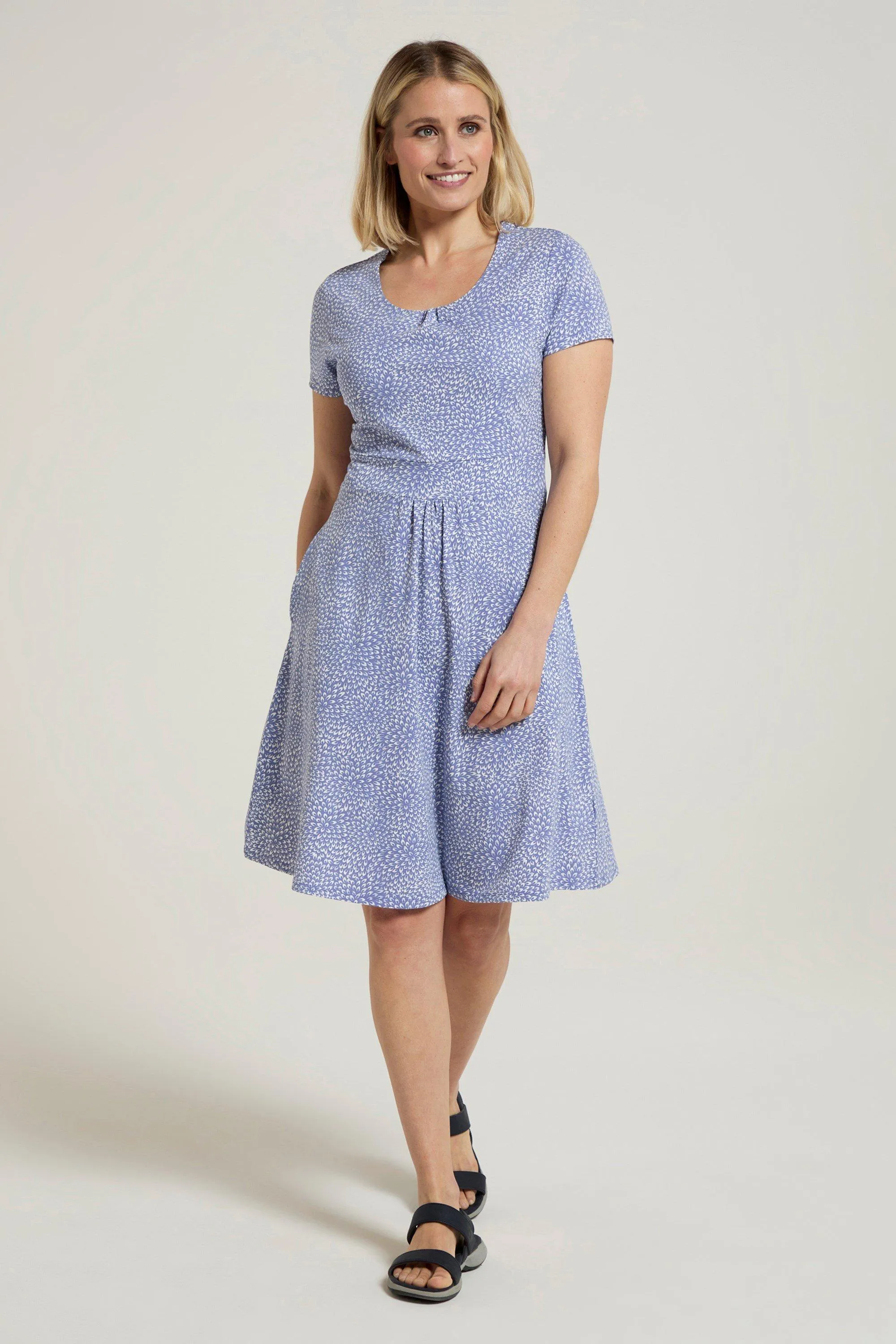 Платье с УФ-принтом орхидеи UPF50 Летнее праздничное платье Mountain Warehouse, синий
Платье с УФ-принтом орхидеи UPF50 Летнее праздничное платье Mountain Warehouse, синий