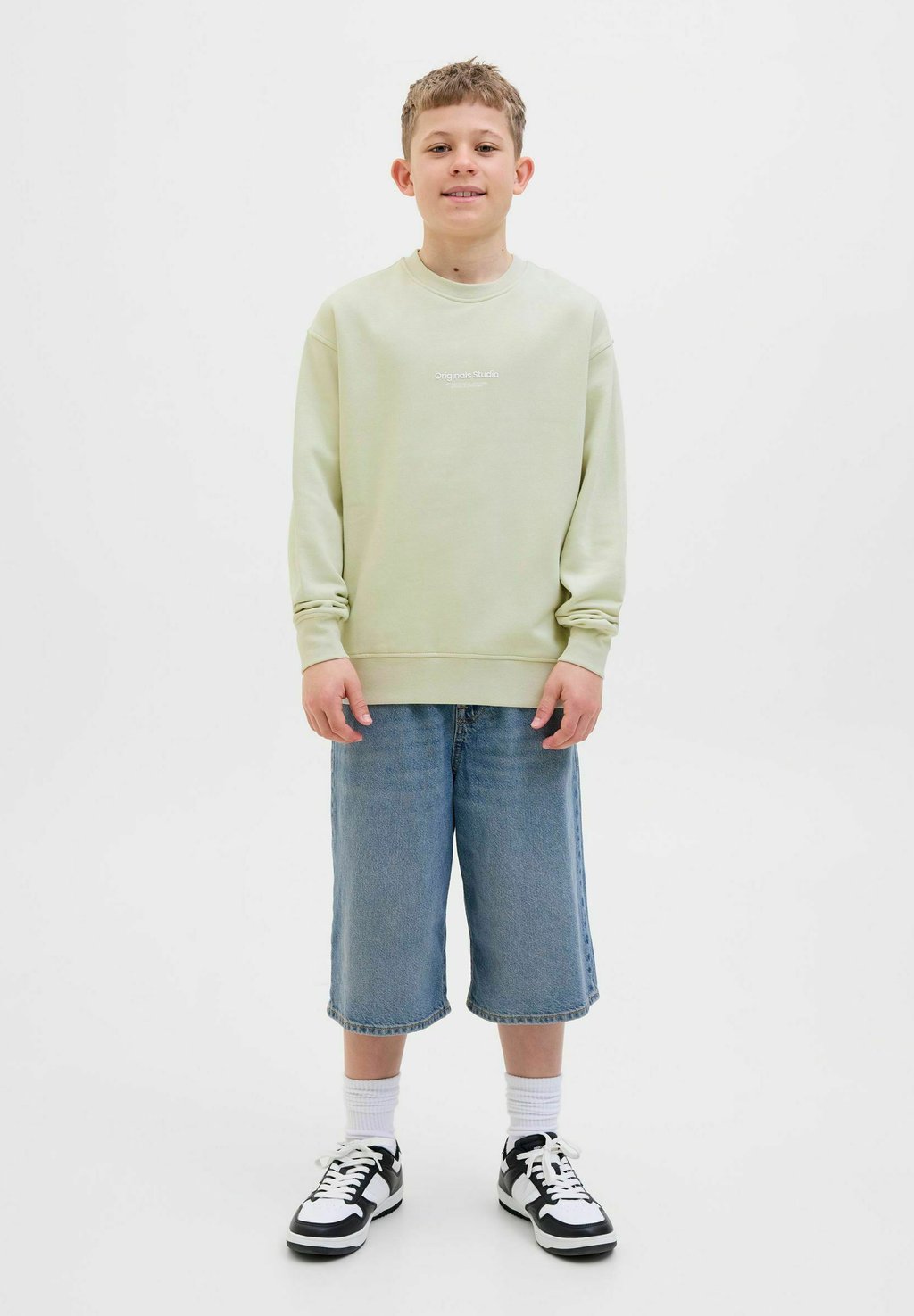 Толстовка JORVESTERBRO CREW NECK NOOS Jack & Jones Junior, серый
Толстовка JORVESTERBRO CREW NECK NOOS Jack & Jones Junior, серый