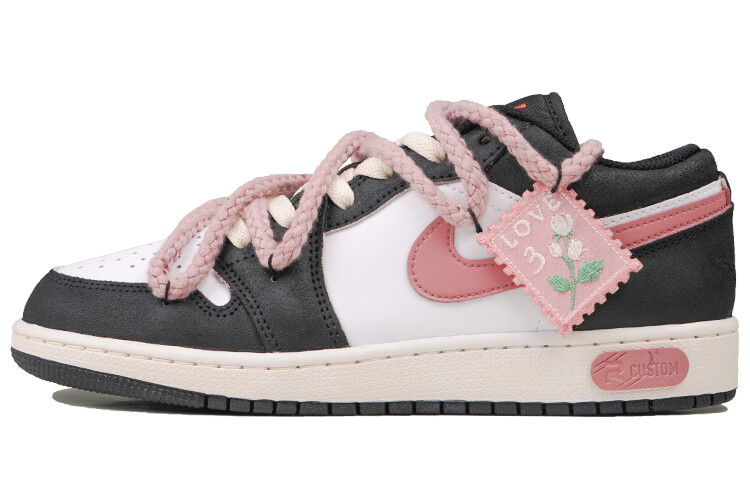 Баскетбольные кроссовки Air 1 Vintage женские с низким верхом розового цвета Jordan, Розовый, Баскетбольные кроссовки Air 1 Vintage женские с низким верхом розового цвета Jordan
Баскетбольные кроссовки Air 1 Vintage женские с низким верхом розового цвета Jordan, Розовый, Баскетбольные кроссовки Air 1 Vintage женские с низким верхом розового цвета Jordan