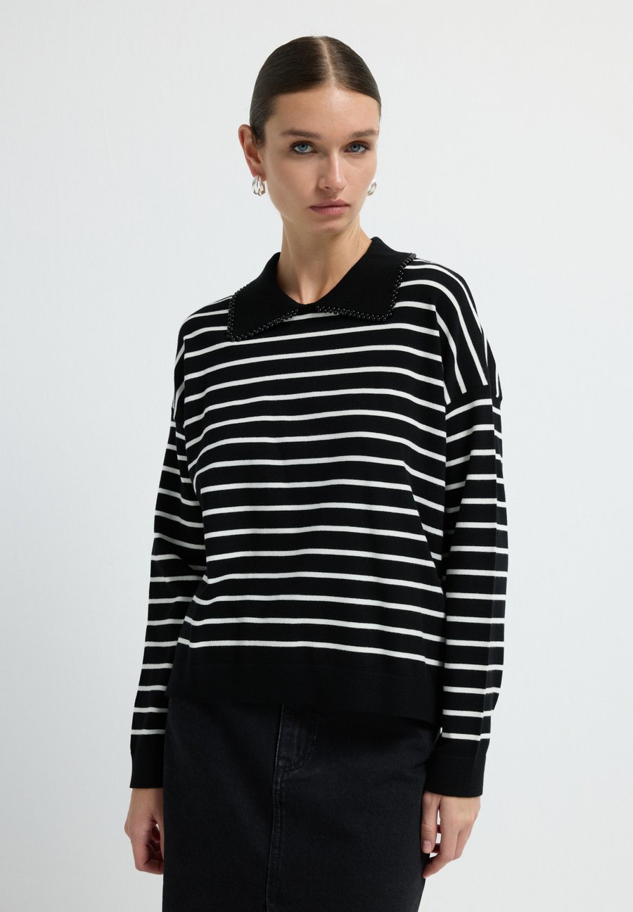 Джемпер adL Jumper, Striped Black/Mottled Black
Джемпер adL Jumper, Striped Black/Mottled Black