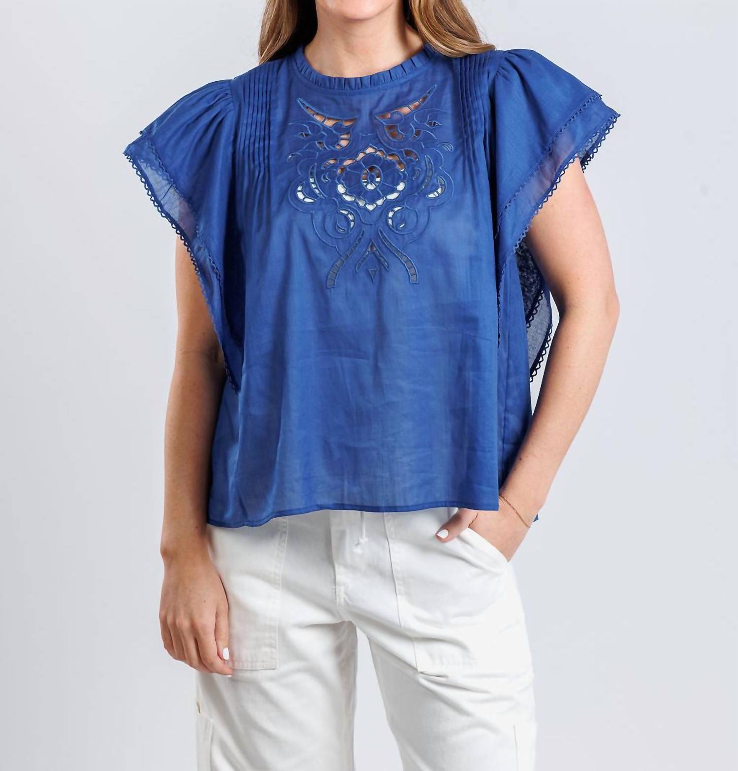 Любовная блузка в синем цвете Suncoo
Любовная блузка в синем цвете Suncoo