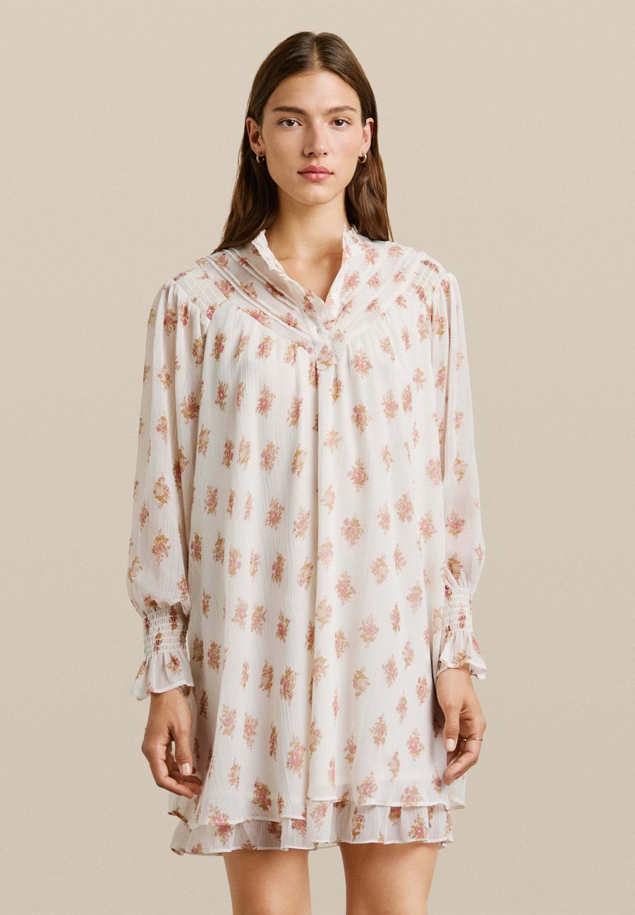 Платье Pepe Jeans W11 NIA, Oyster White/White
Платье Pepe Jeans W11 NIA, Oyster White/White