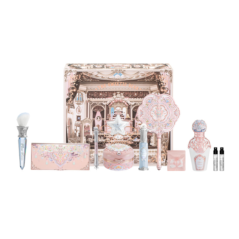 Набор для макияжа: жидкая помада, румяна и тени для век глянцевая помада натуральный оттенок Flower Knows, poetic gardenia
Набор для макияжа: жидкая помада, румяна и тени для век глянцевая помада натуральный оттенок Flower Knows, poetic gardenia