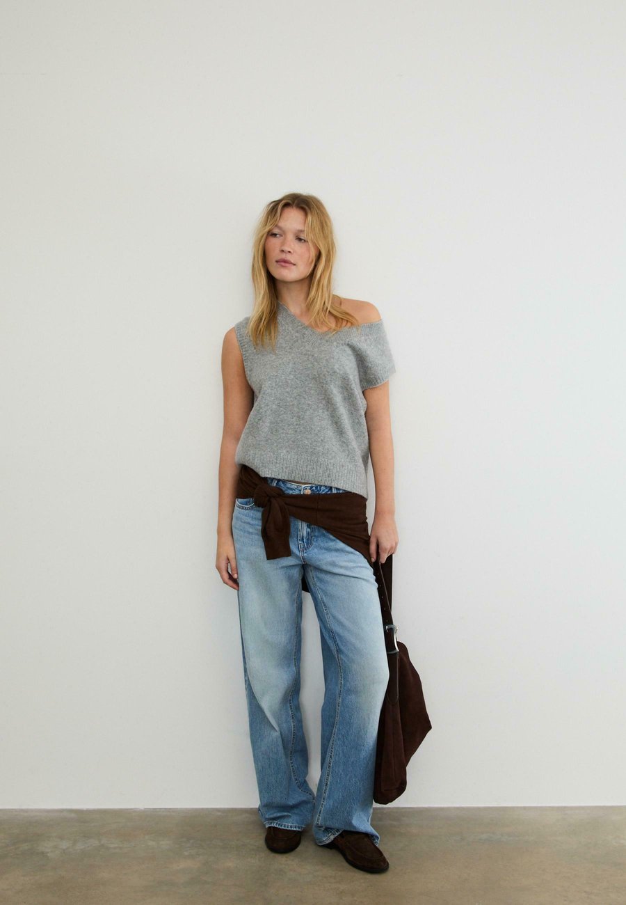 Джемпер Stradivarius Jumper, Grey
Джемпер Stradivarius Jumper, Grey