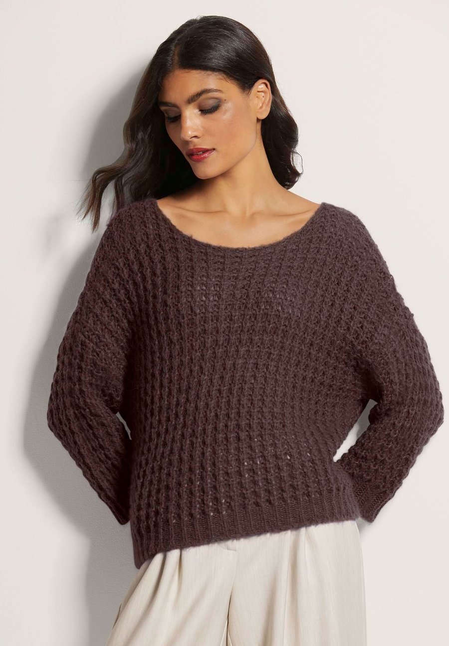 Джемпер MADELEINE Jumper, Brown
Джемпер MADELEINE Jumper, Brown