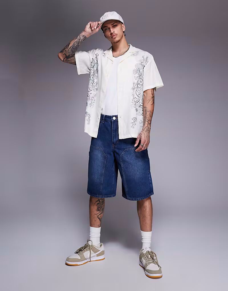 Плотницкие шорты Liquor N Poker из денима свободного покроя, средне-синего цвета
Плотницкие шорты Liquor N Poker из денима свободного покроя, средне-синего цвета