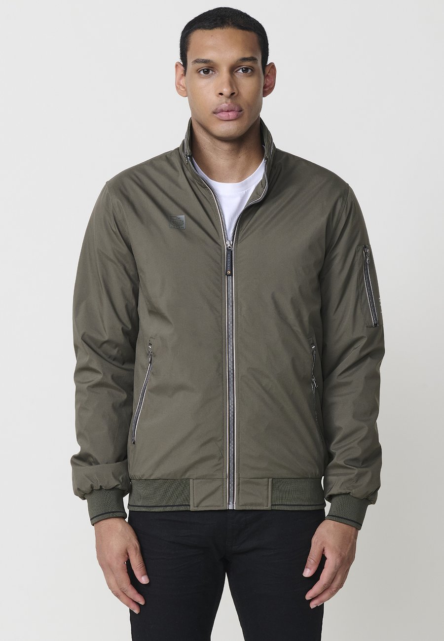 Куртка Koroshi Light jacket, Kaki Khaki/Khaki
Куртка Koroshi Light jacket, Kaki Khaki/Khaki