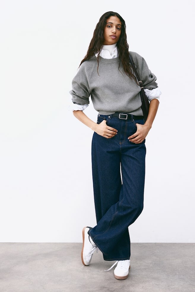 Короткий свитер H&M, серый
Короткий свитер H&M, серый