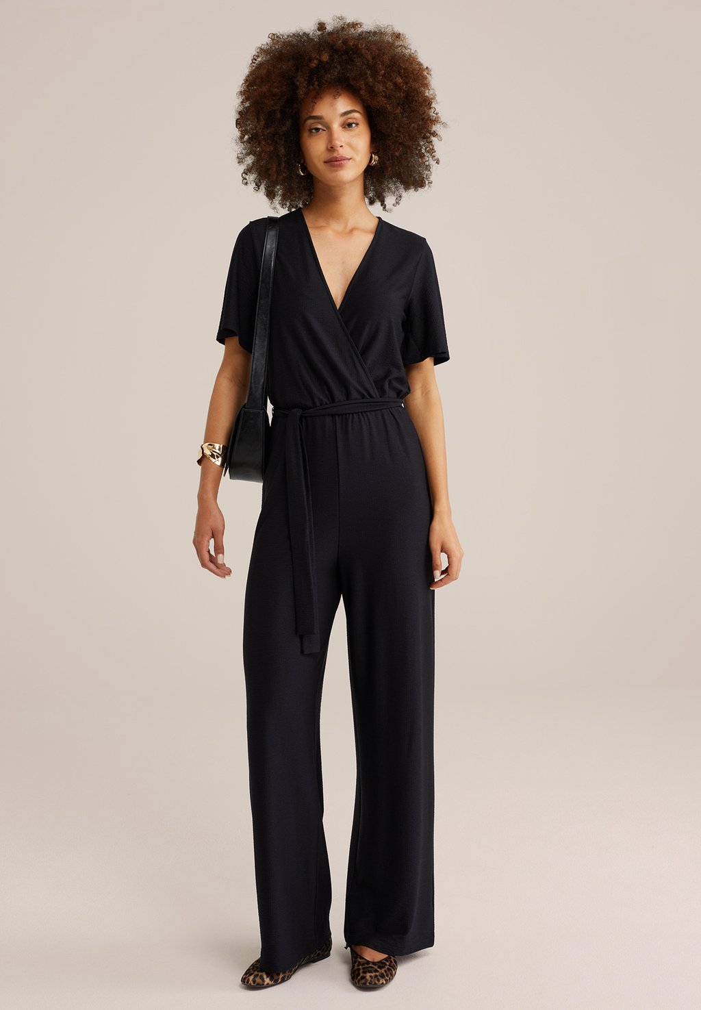 Комбинезон WE Fashion, черный
Комбинезон WE Fashion, черный