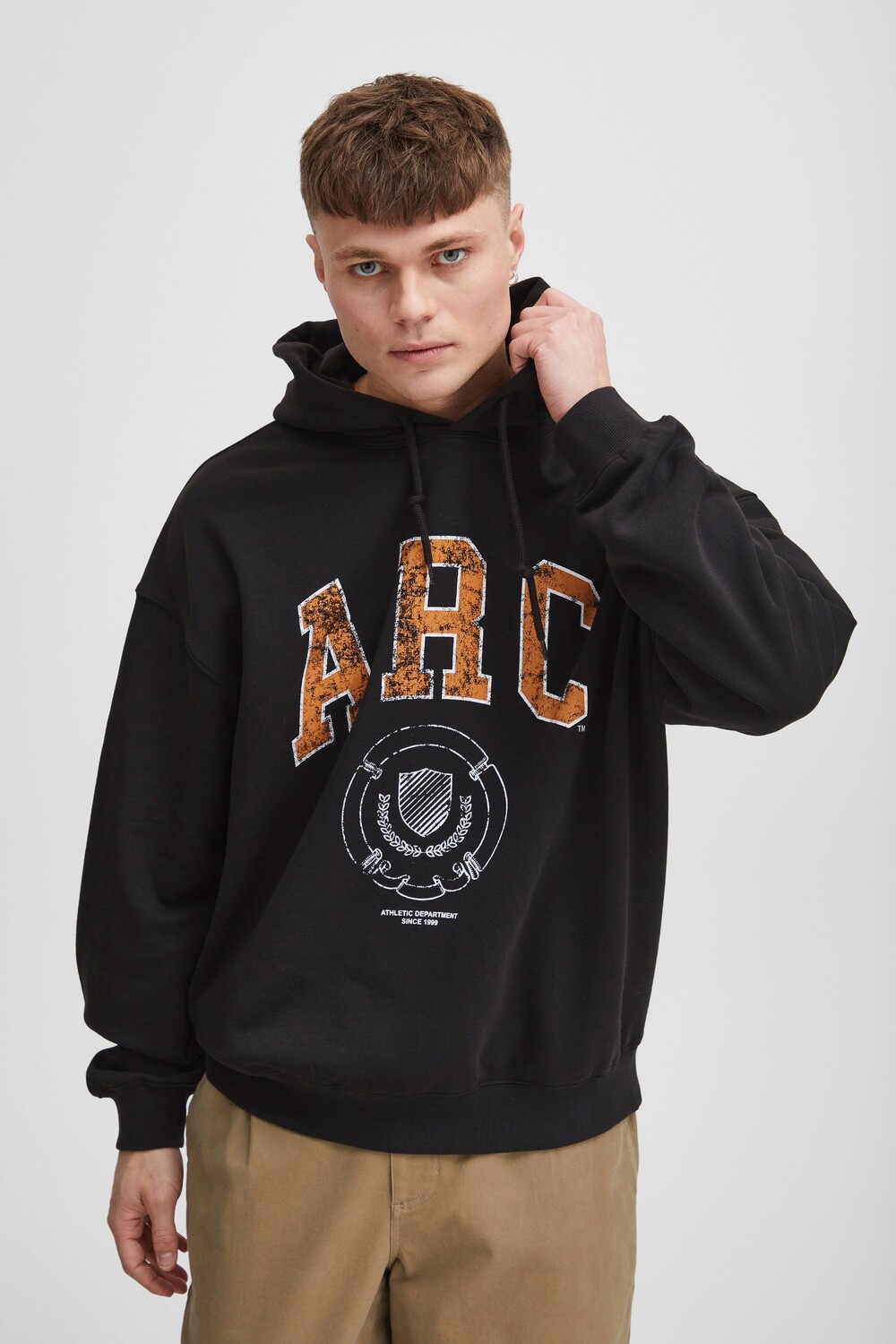 Толстовка !SOLID Hoodie SDGalad 21107856, черный
Толстовка !SOLID Hoodie SDGalad 21107856, черный