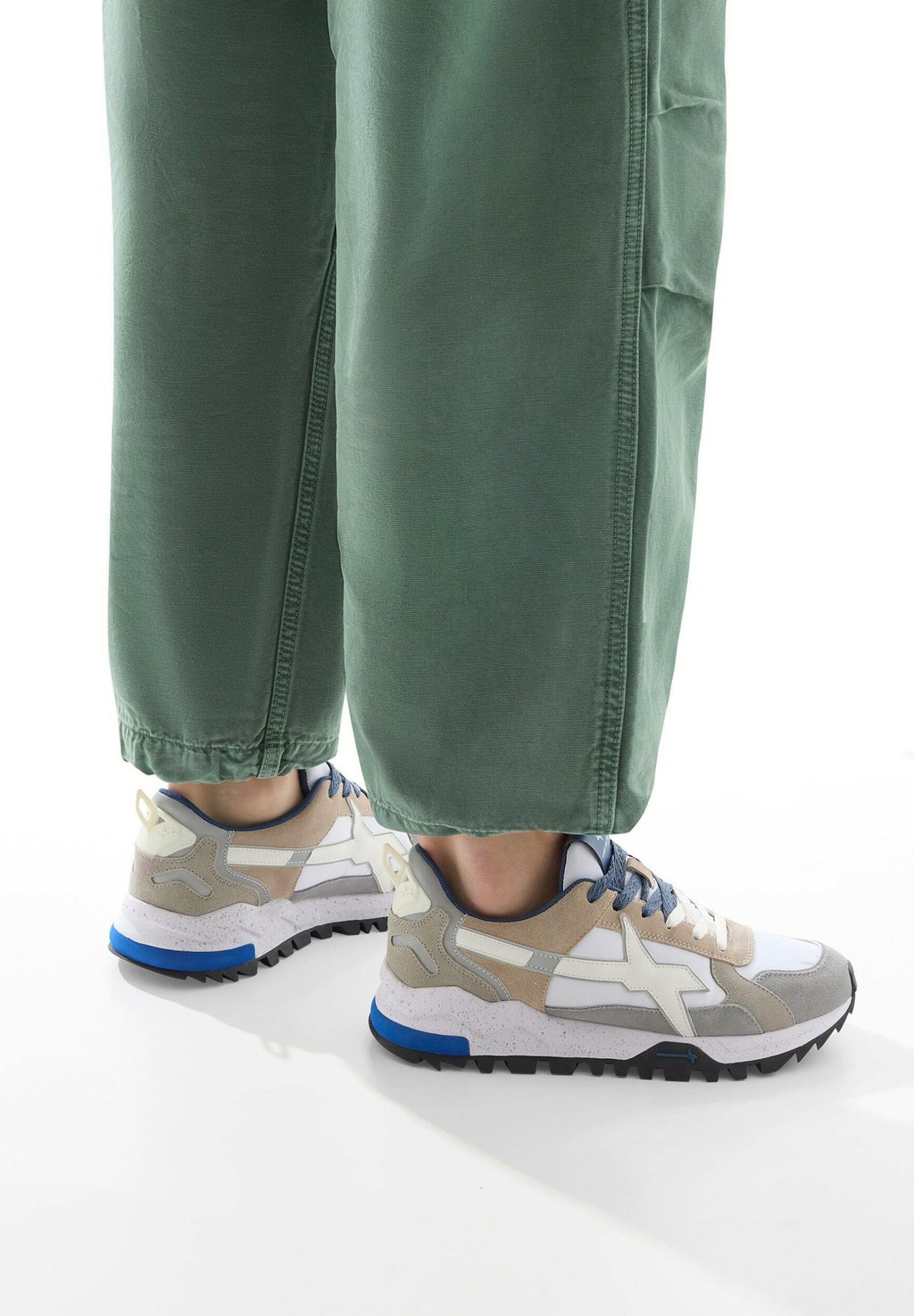 Кроссовки BREEZE W6YZ, бежевый
Кроссовки BREEZE W6YZ, бежевый