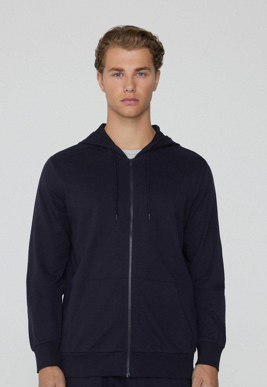 Толстовка Tezenis Zip-up sweatshirt, Blue/Dark Blue, Синий, Толстовка Tezenis Zip-up sweatshirt, Blue/Dark Blue
Толстовка Tezenis Zip-up sweatshirt, Blue/Dark Blue, Синий, Толстовка Tezenis Zip-up sweatshirt, Blue/Dark Blue