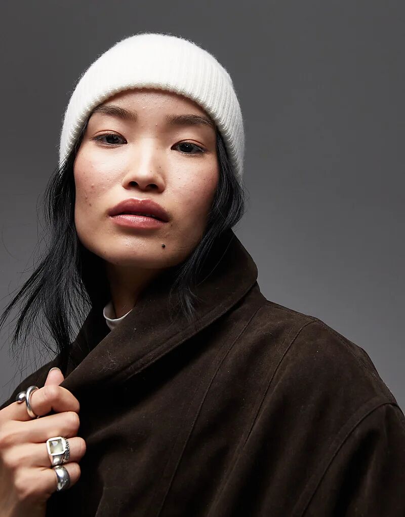 & Other Stories шапка из высококачественной шерсти кремового цвета
& Other Stories шапка из высококачественной шерсти кремового цвета