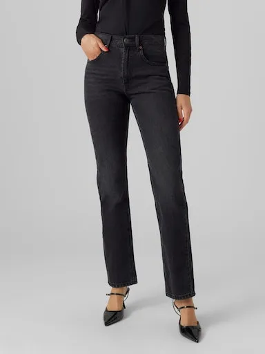 Джинсы Vero Moda с завышенной талией "VMHAILEY HR STRAIGHT DNM JNS LI131 NOOS", черный
Джинсы Vero Moda с завышенной талией "VMHAILEY HR STRAIGHT DNM JNS LI131 NOOS", черный