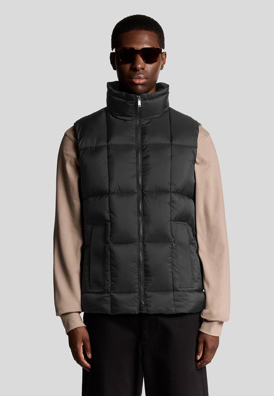 Куртка Lyle & Scott MID, W Lacquer/Black
Куртка Lyle & Scott MID, W Lacquer/Black