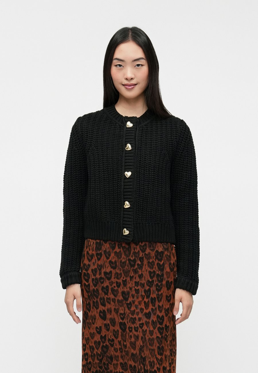Кардиган Fabienne Chapot SUN CARDIGAN, Black
Кардиган Fabienne Chapot SUN CARDIGAN, Black