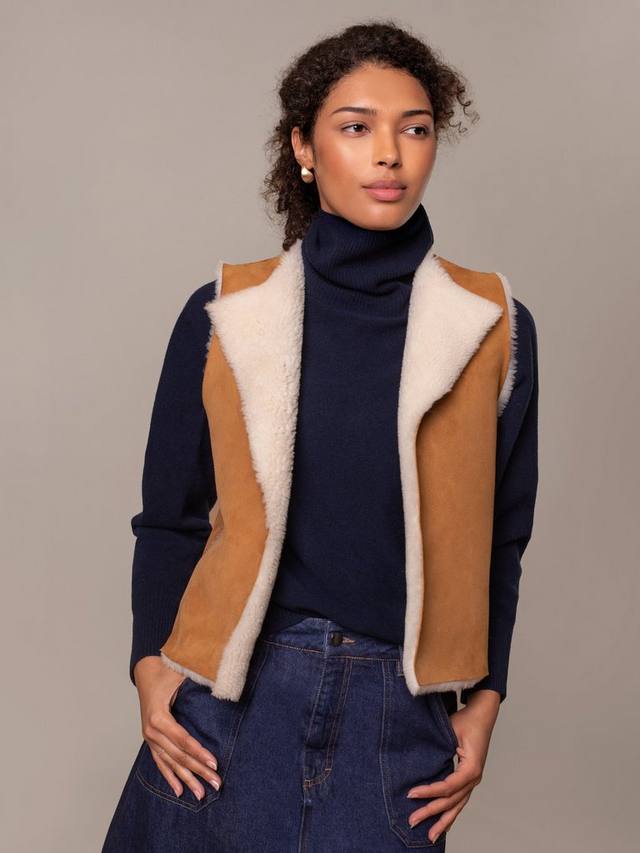 Жилет с круглым вырезом горловины Celtic & Co.
Жилет с круглым вырезом горловины Celtic & Co.