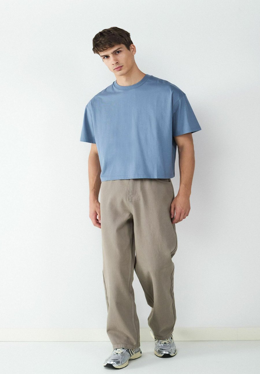Футболка Balmohk Basic T-shirt, Flint Stone/Blue, Синий, Футболка Balmohk Basic T-shirt, Flint Stone/Blue
Футболка Balmohk Basic T-shirt, Flint Stone/Blue, Синий, Футболка Balmohk Basic T-shirt, Flint Stone/Blue
