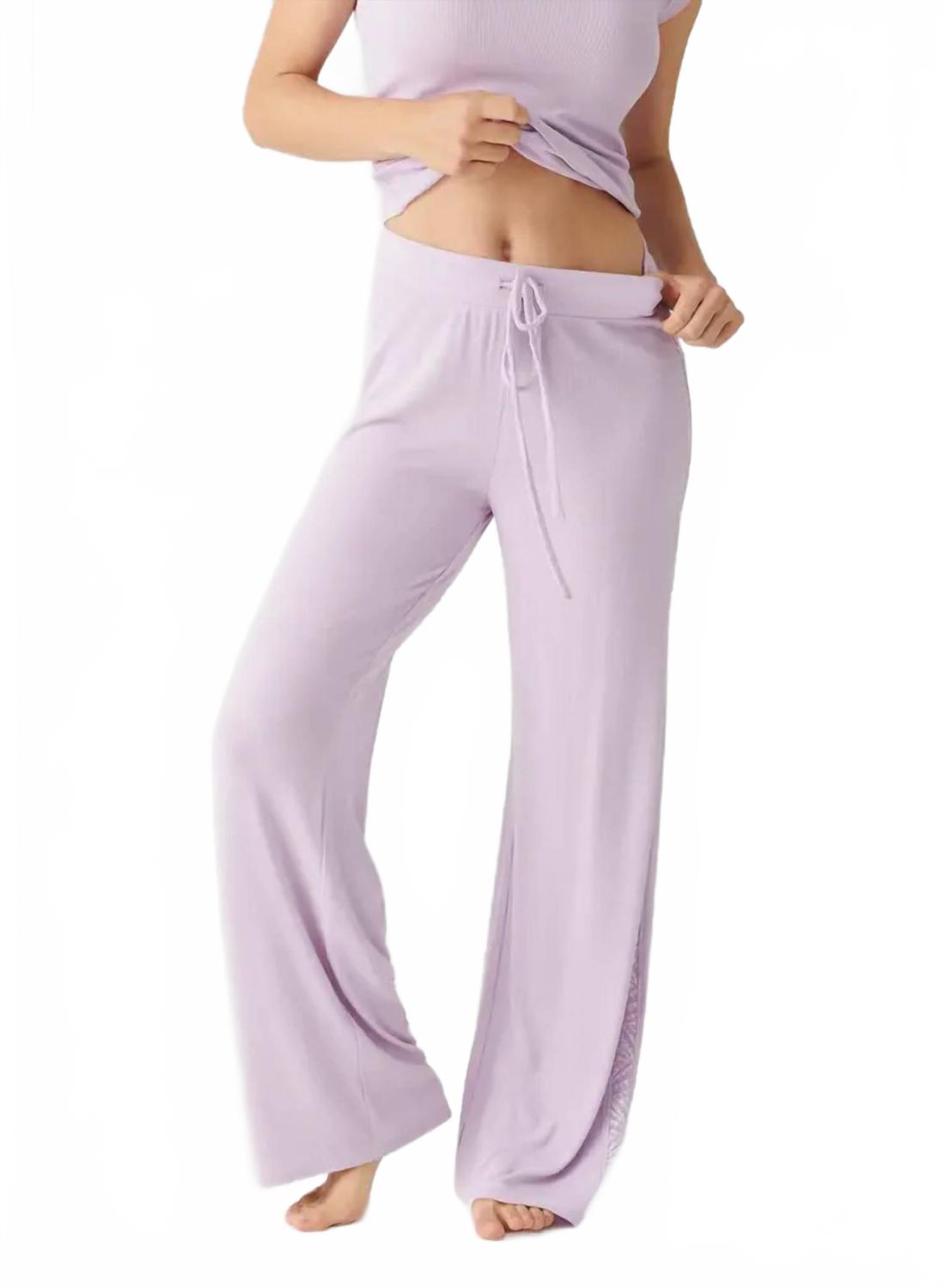 PJ Salvage Женские брюки Lacey Basics в оттенке Lavender Glow
PJ Salvage Женские брюки Lacey Basics в оттенке Lavender Glow