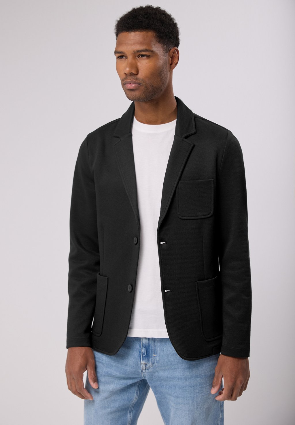 Пиджак-блейзер MIT STRUKTUR Street One MEN, черный
Пиджак-блейзер MIT STRUKTUR Street One MEN, черный