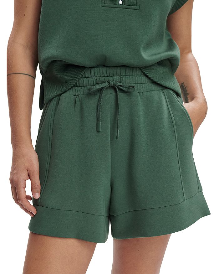 Атласные шорты с высокой посадкой Atrium High Rise Varley, зеленый
Атласные шорты с высокой посадкой Atrium High Rise Varley, зеленый