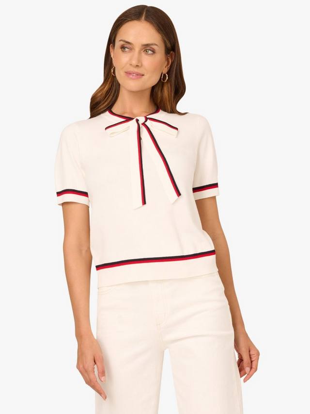 Свитер с короткими рукавами и двойным вырезом под галстук Adrianna Papell
Свитер с короткими рукавами и двойным вырезом под галстук Adrianna Papell