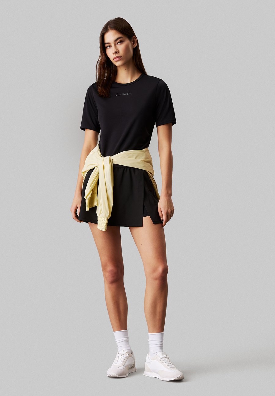 Футболка Calvin Klein TEE, Black, Черный, Футболка Calvin Klein TEE, Black
Футболка Calvin Klein TEE, Black, Черный, Футболка Calvin Klein TEE, Black