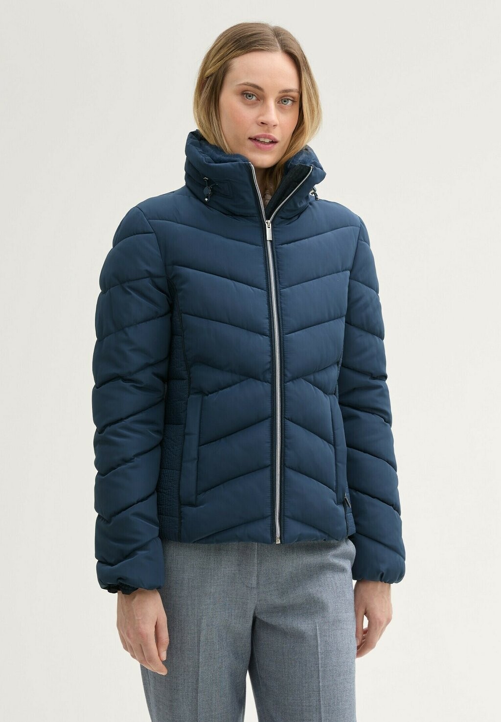 Зимняя куртка TOM TAILOR, темно-синий
Зимняя куртка TOM TAILOR, темно-синий