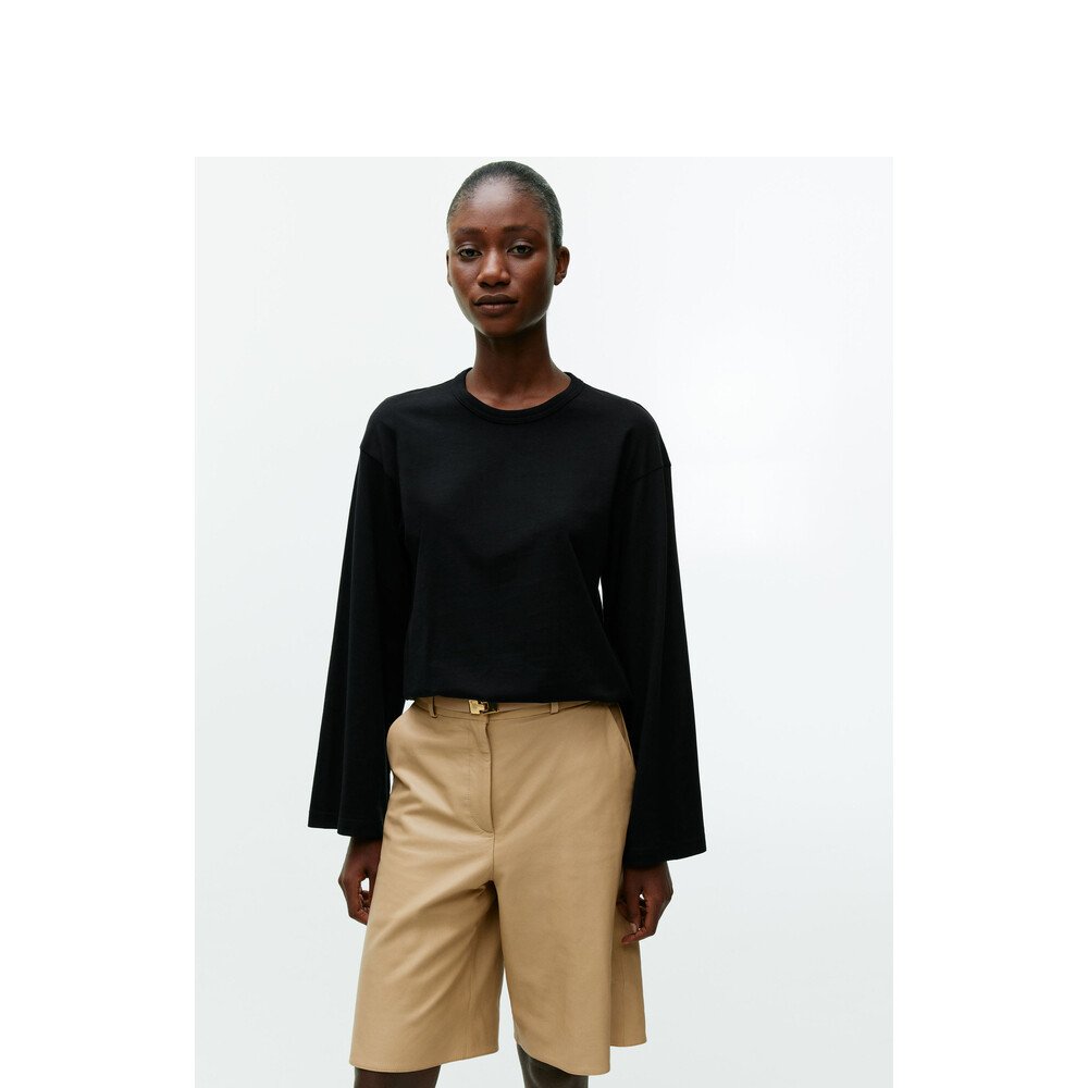 Футболка женская Arket с широкими рукавами, черный
Футболка женская Arket с широкими рукавами, черный