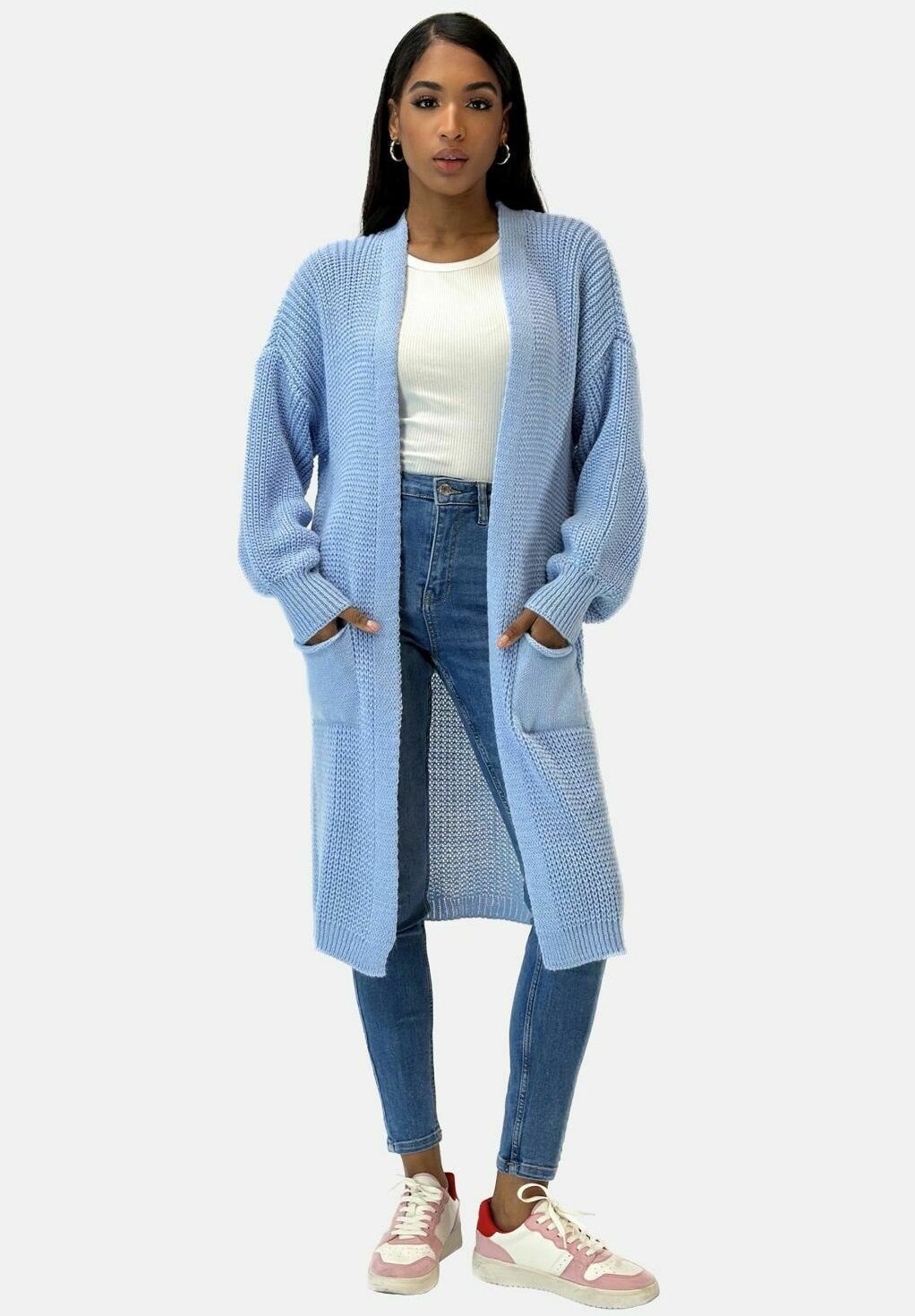 Кардиган Elara, светло-голубой
Кардиган Elara, светло-голубой