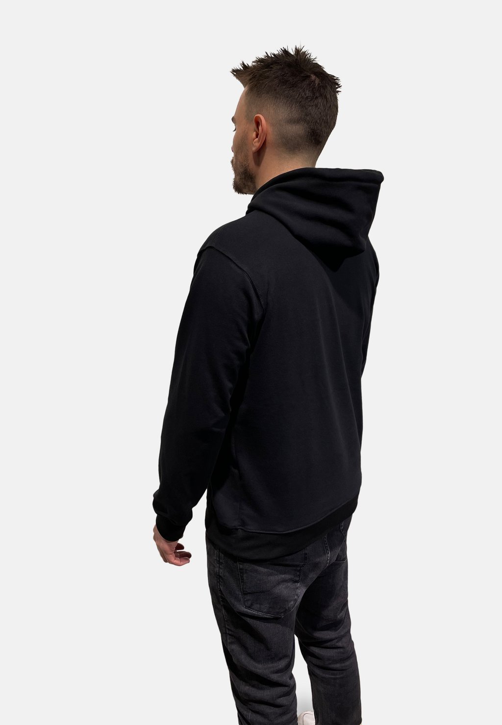 Толстовка WALDAU DRASSN, черный
Толстовка WALDAU DRASSN, черный