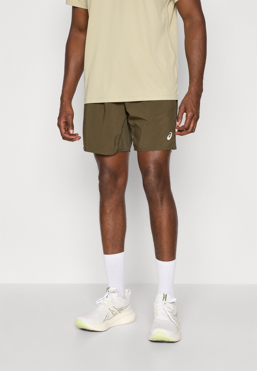 Спортивные шорты ASICS CORE SHORT, Brown Stone/Taupe
Спортивные шорты ASICS CORE SHORT, Brown Stone/Taupe