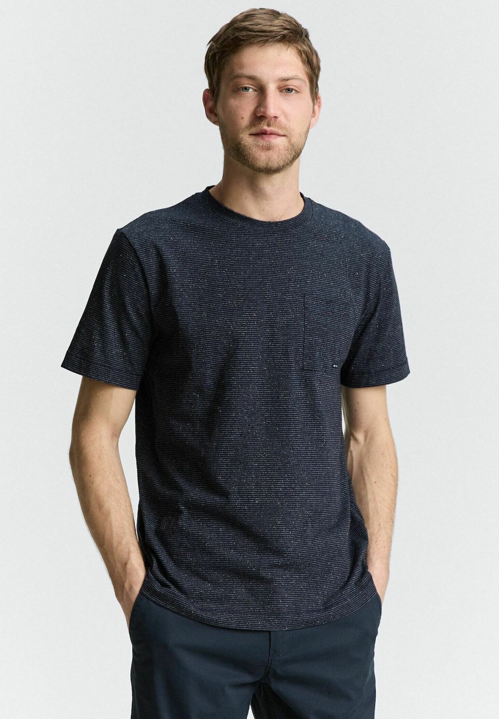 Футболка с принтом MIT BRUSTTASCHE TOM TAILOR, цвет Navy Multicolor Nep
Футболка с принтом MIT BRUSTTASCHE TOM TAILOR, цвет Navy Multicolor Nep