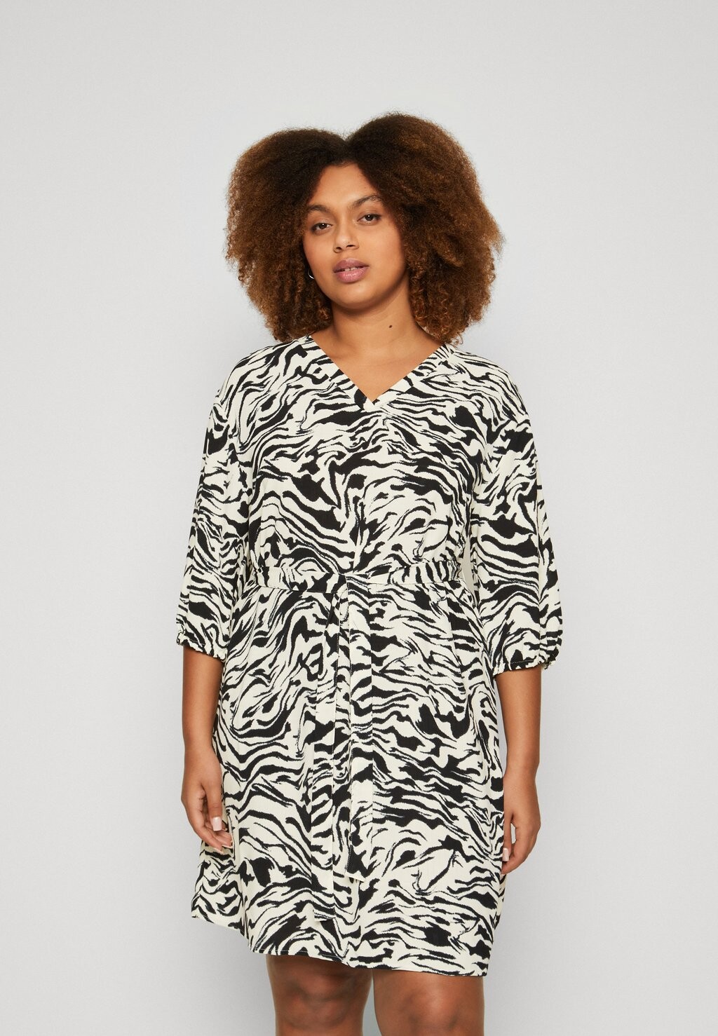 Платье повседневное VMCILONA 3/4 DRESS Vero Moda Curve, крем
Платье повседневное VMCILONA 3/4 DRESS Vero Moda Curve, крем