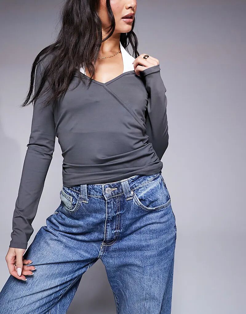 Топ из полиамида с завязками на шее, сланцево-серого цвета ASOS DESIGN
Топ из полиамида с завязками на шее, сланцево-серого цвета ASOS DESIGN