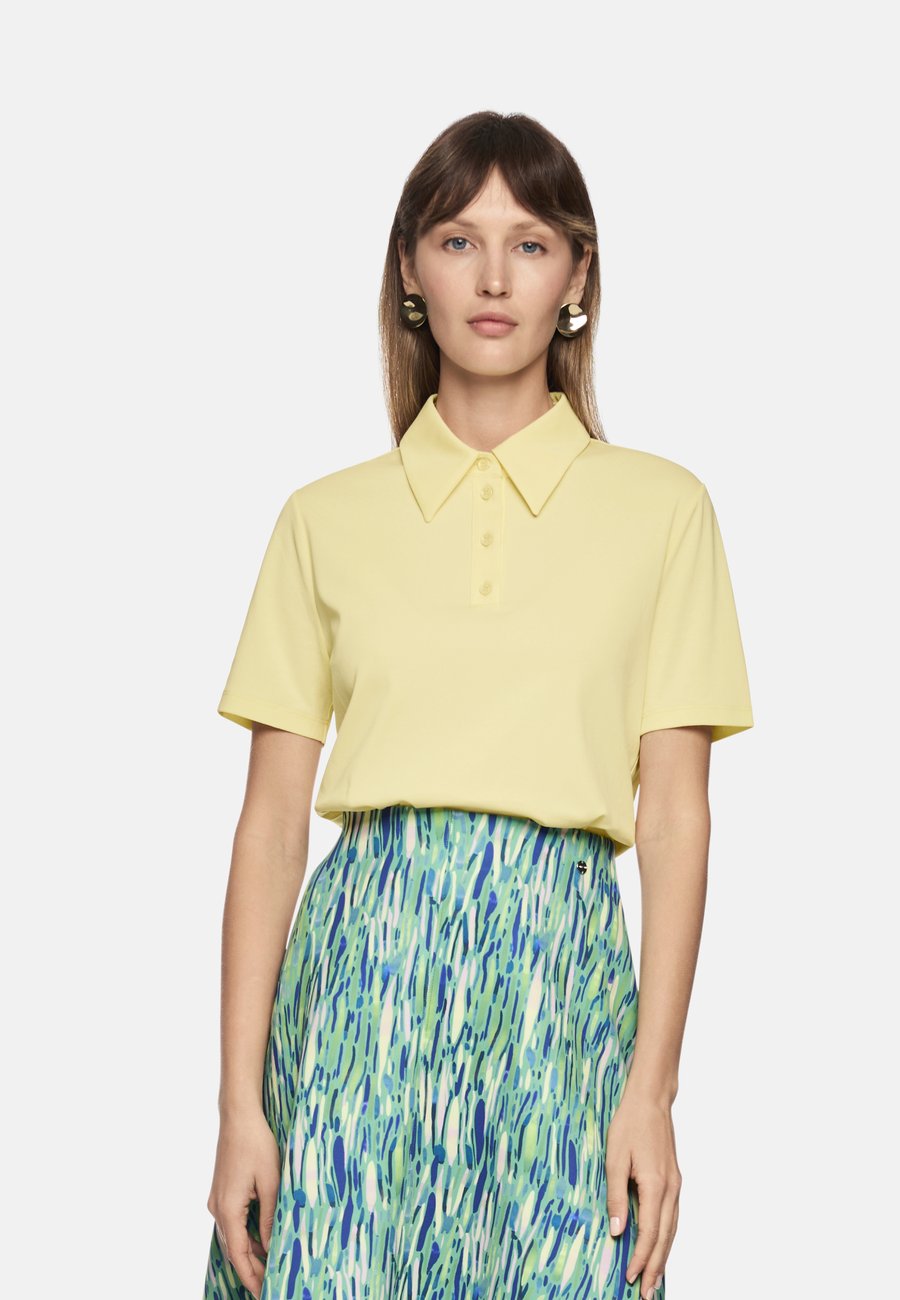 Поло Marc Cain Polo shirt, Flan/Beige
Поло Marc Cain Polo shirt, Flan/Beige