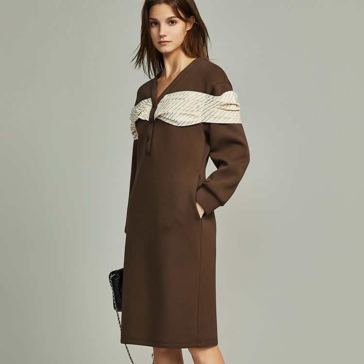 Длинная юбка с длинными рукавами для женщин на зиму ELLE, черный
Длинная юбка с длинными рукавами для женщин на зиму ELLE, черный