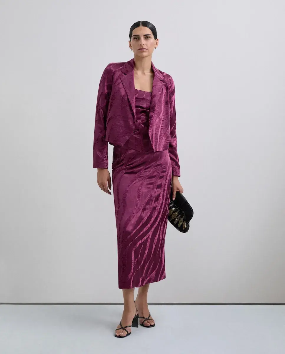 Женский жаккардовый блейзер с отложным воротником Scalpers, фиолетовый
Женский жаккардовый блейзер с отложным воротником Scalpers, фиолетовый