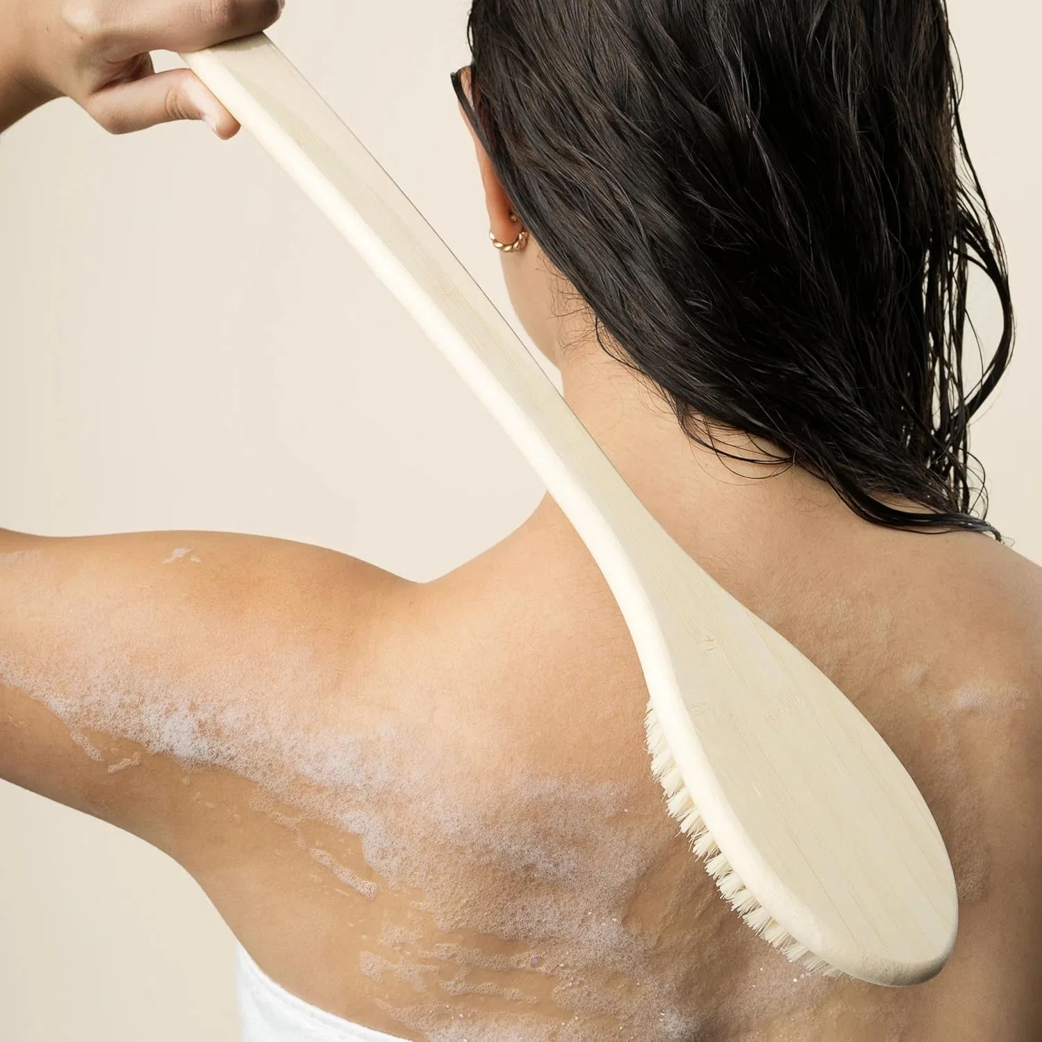 Щетка для тела EcoTools Bamboo Bristle Bath Brush, коричневая — фото 3