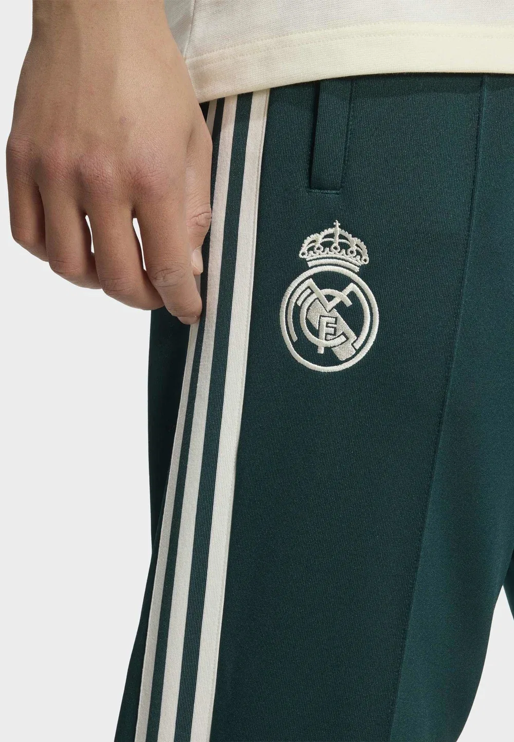 Спортивные штаны "Реал Мадрид" - клубная одежда Adidas Originals, Aurora Ivy — фото 4