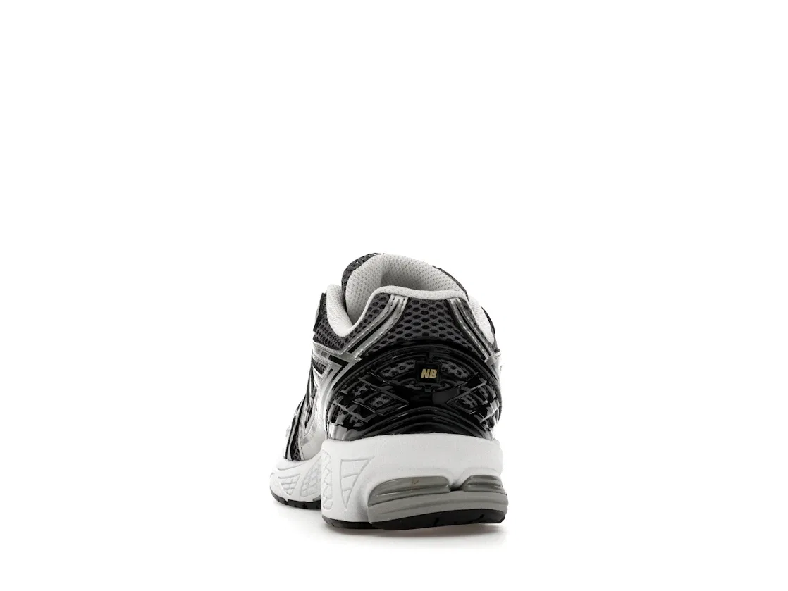 Детские кроссовки Lifestyle New Balance 1906R, Silver Metalic Black — фото 4