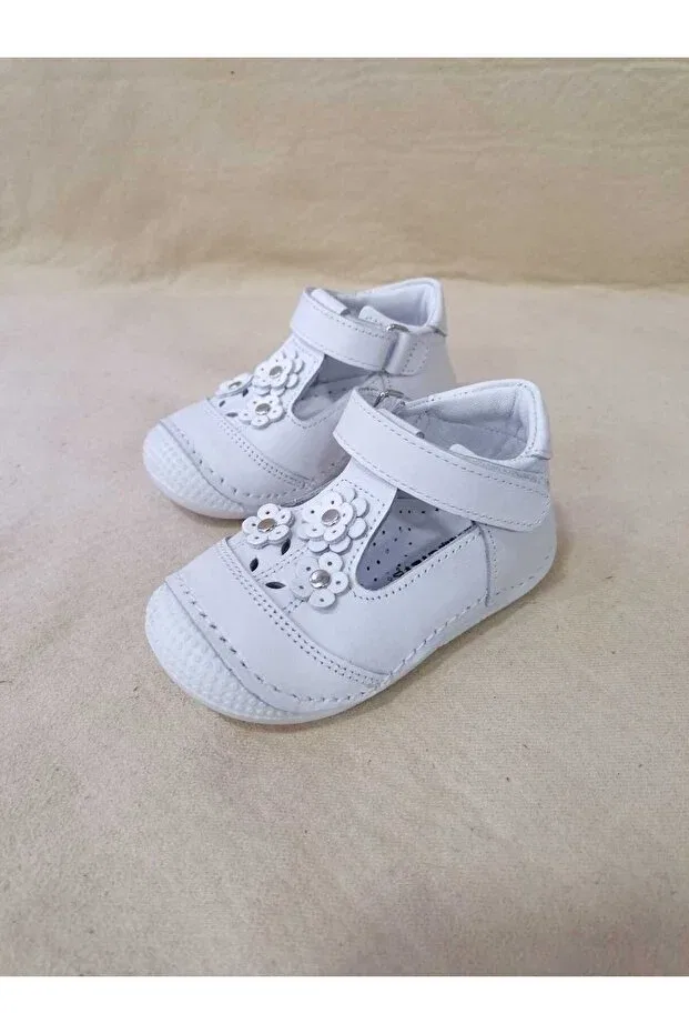 Детская обувь для новорожденных с ортопедической стелькой Özgür Kids, White