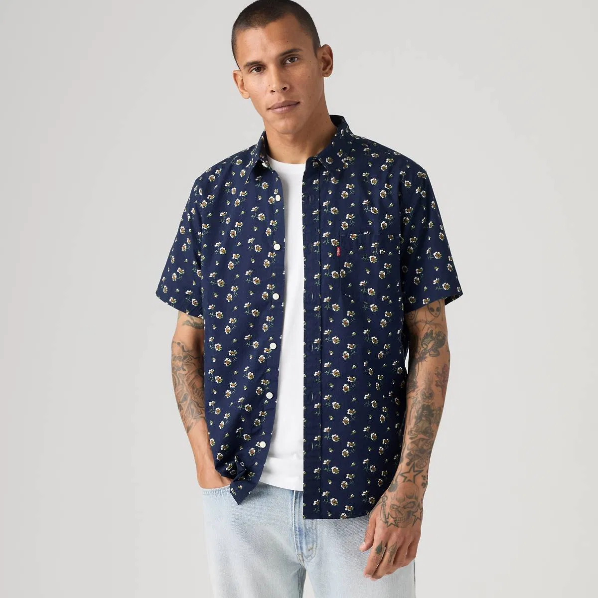 Классическая рубашка с одним карманом и коротким рукавом Levi's, Jace Ditsy Naval Academy - Multi-Color