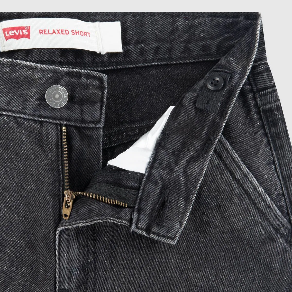 Джинсовые шорты-карго для мальчиков 8-20 лет Levi's, Cosmic - Dark Wash — фото 3