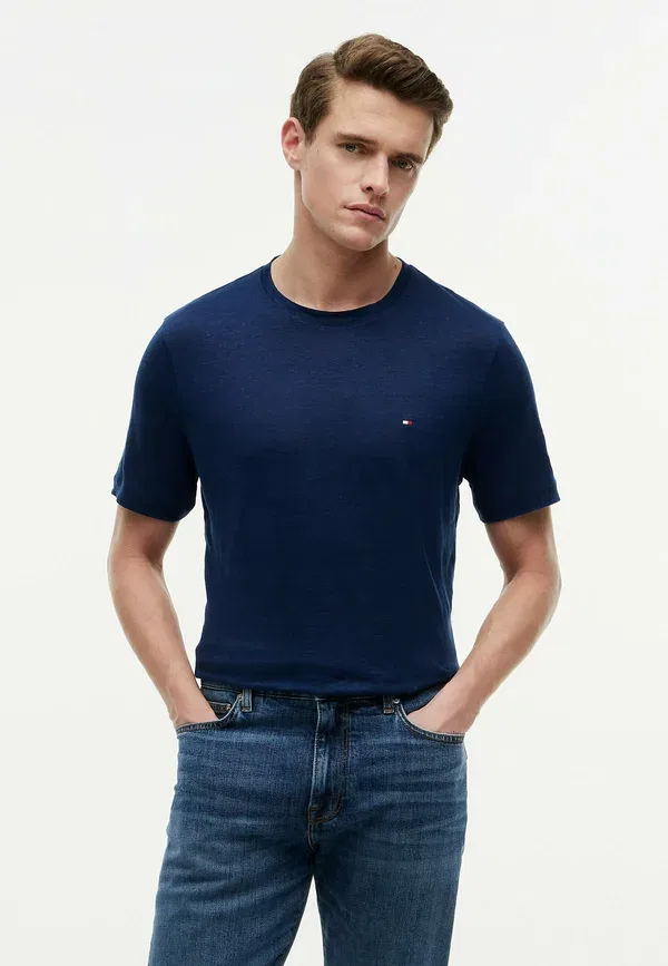Футболка из льна Basic t-shirt Tommy Hilfiger Carbon темно-синий